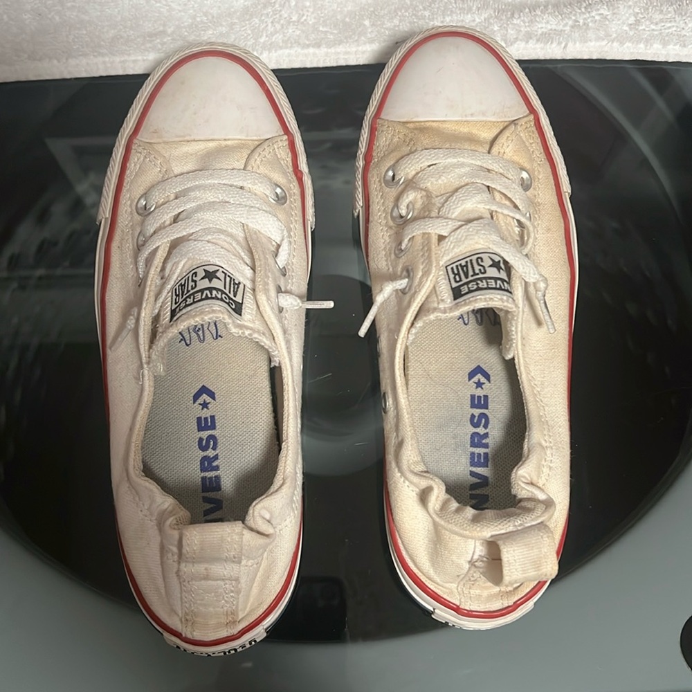 Women’s size 7.5 Converse All Star slip on.